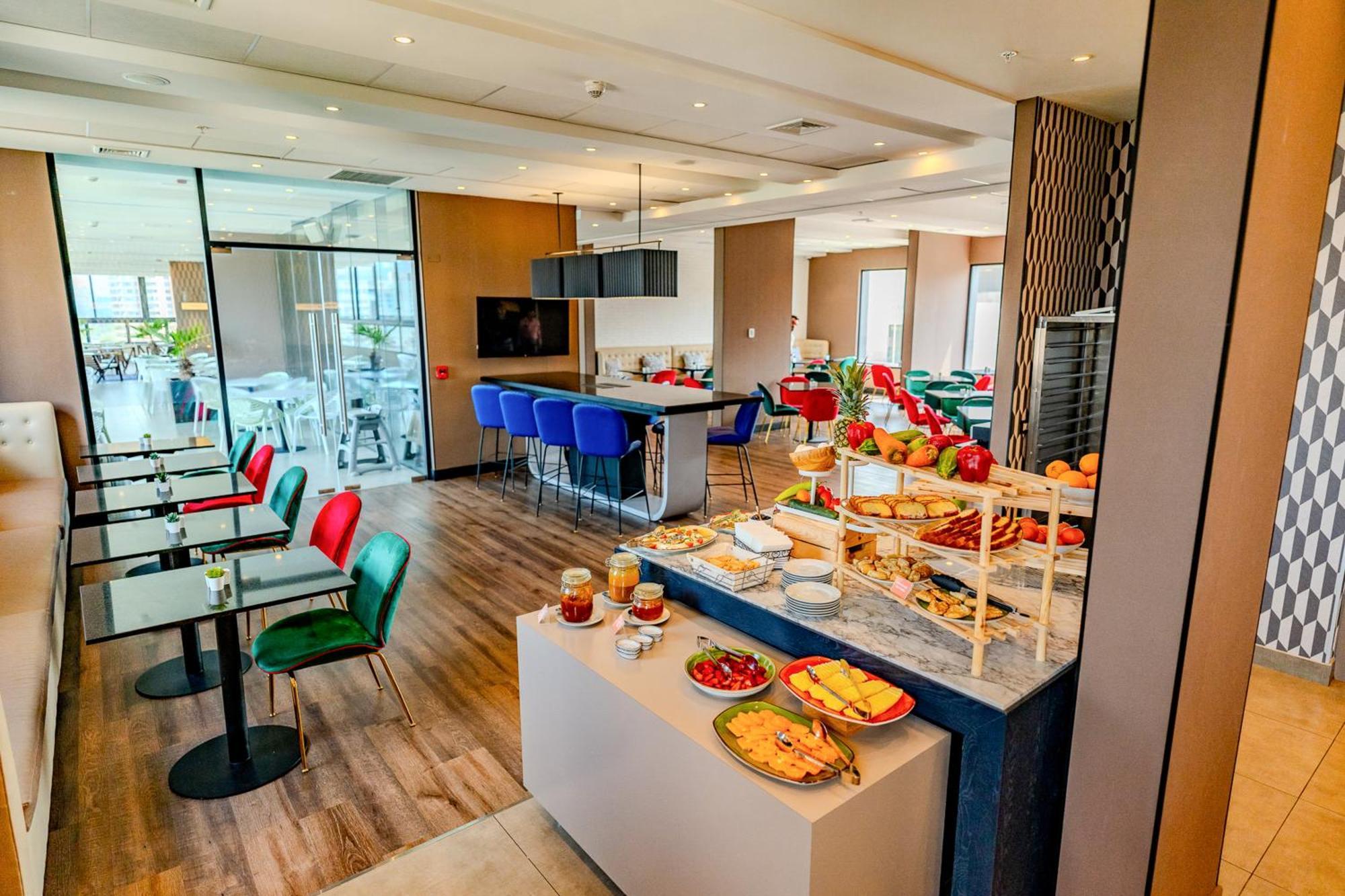 Hampton By Hilton Santiago Las Condes Екстер'єр фото