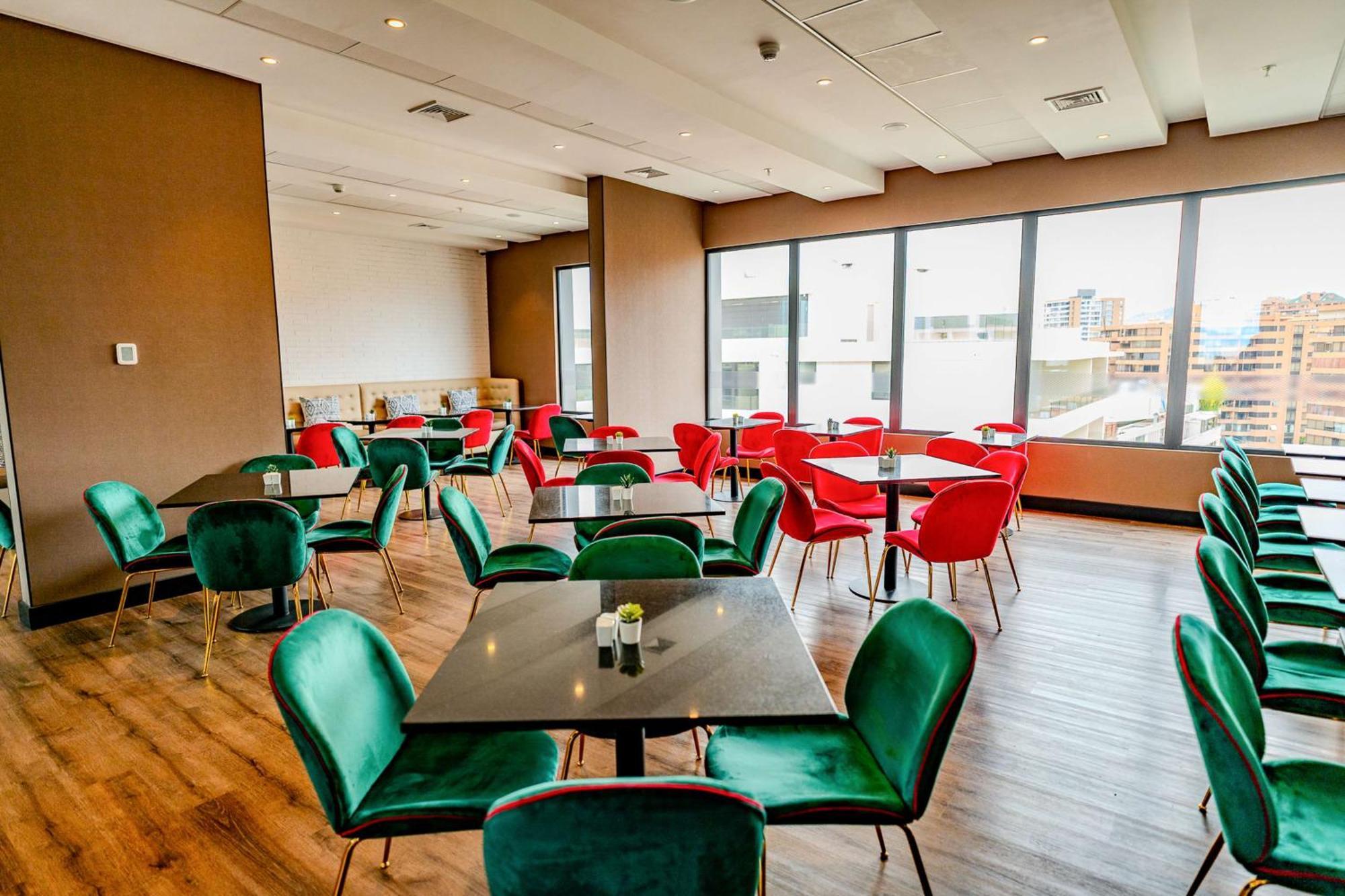 Hampton By Hilton Santiago Las Condes Екстер'єр фото