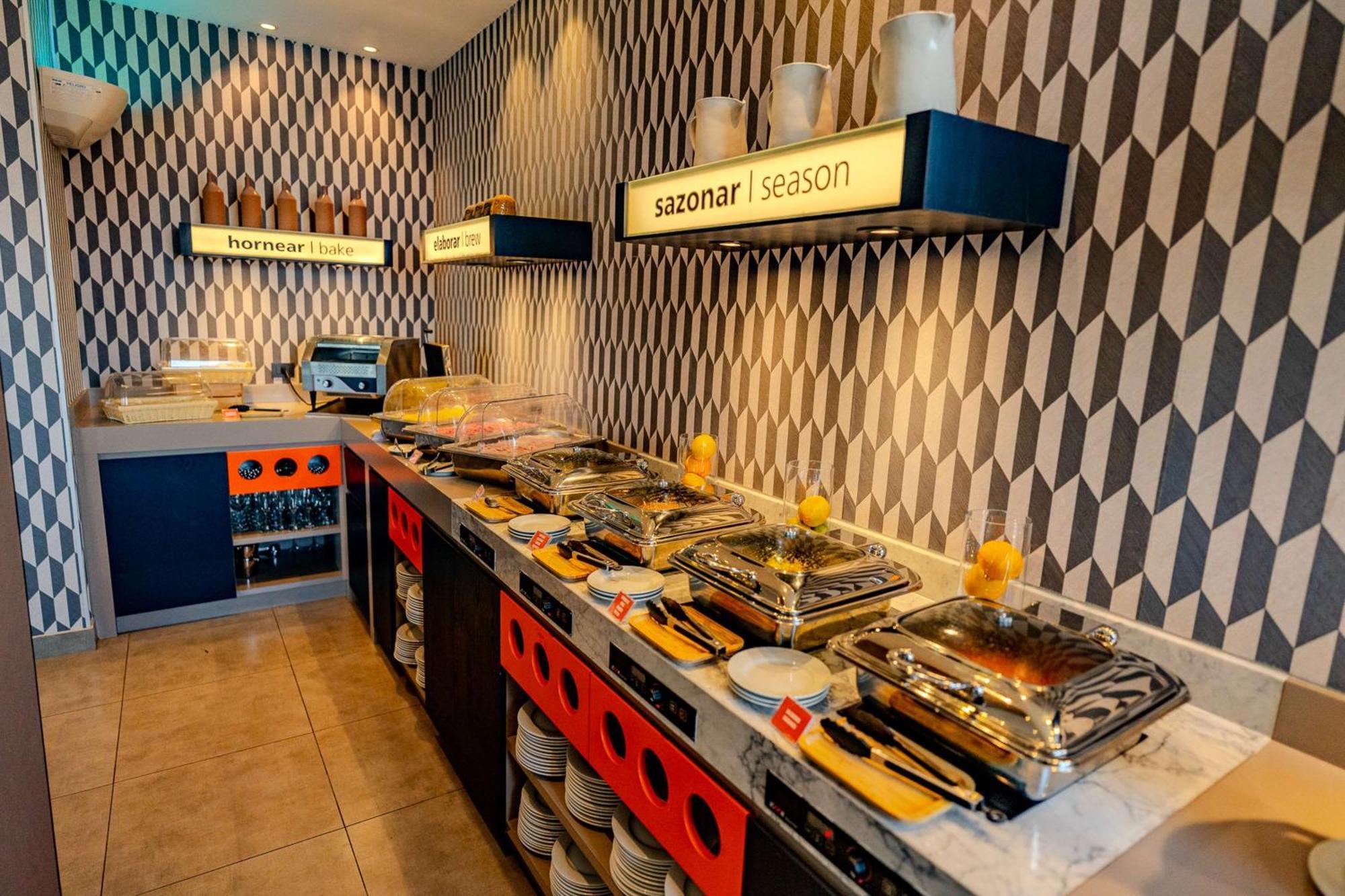 Hampton By Hilton Santiago Las Condes Екстер'єр фото